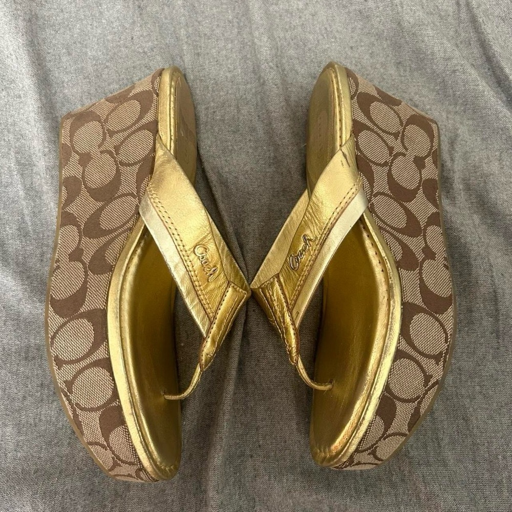 Coach Women's Gold and Tan Wedge Sandals